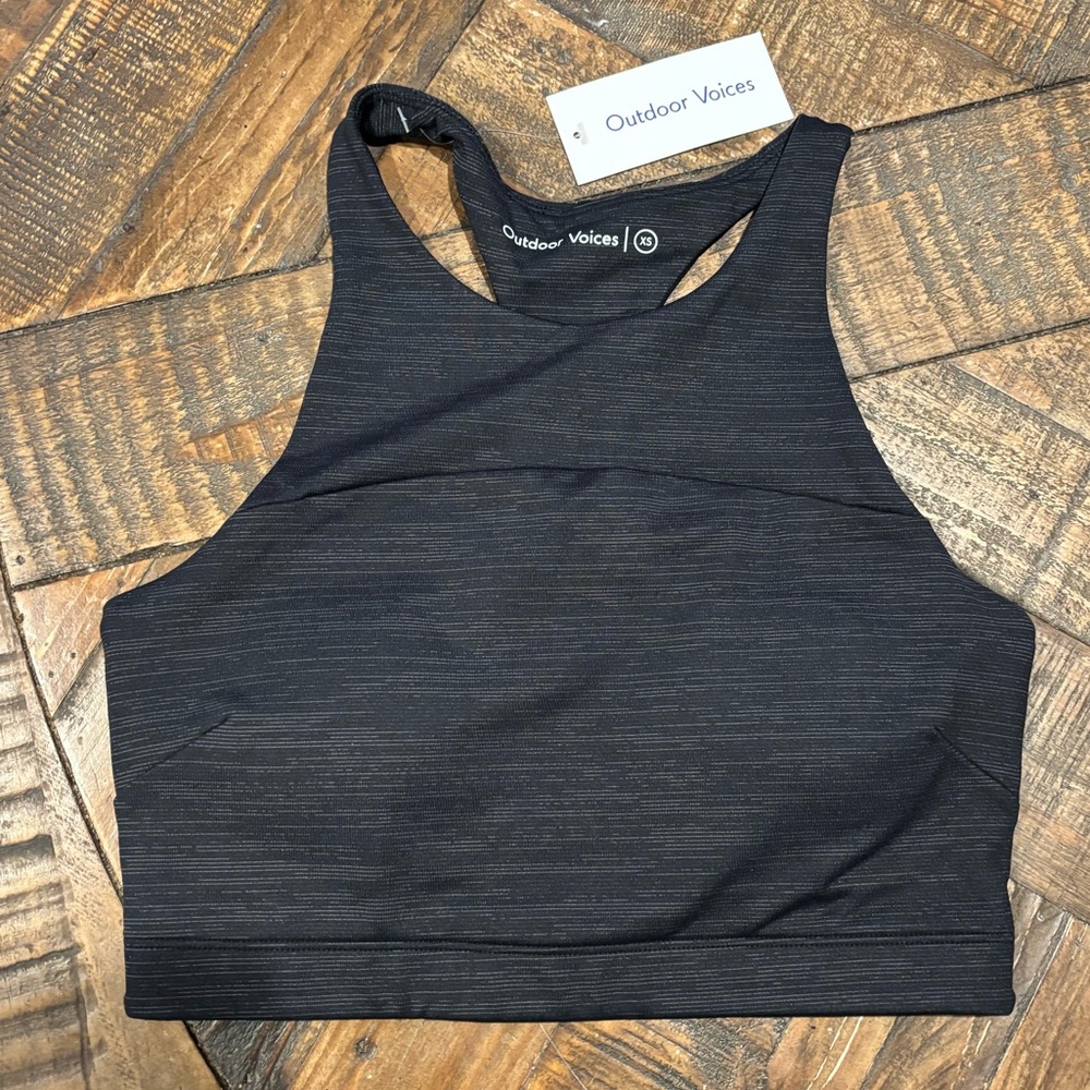 Outdoor Voices NWT  Black Tech Sweat Crop  High-Neck Seamless Sports Bra size XS
